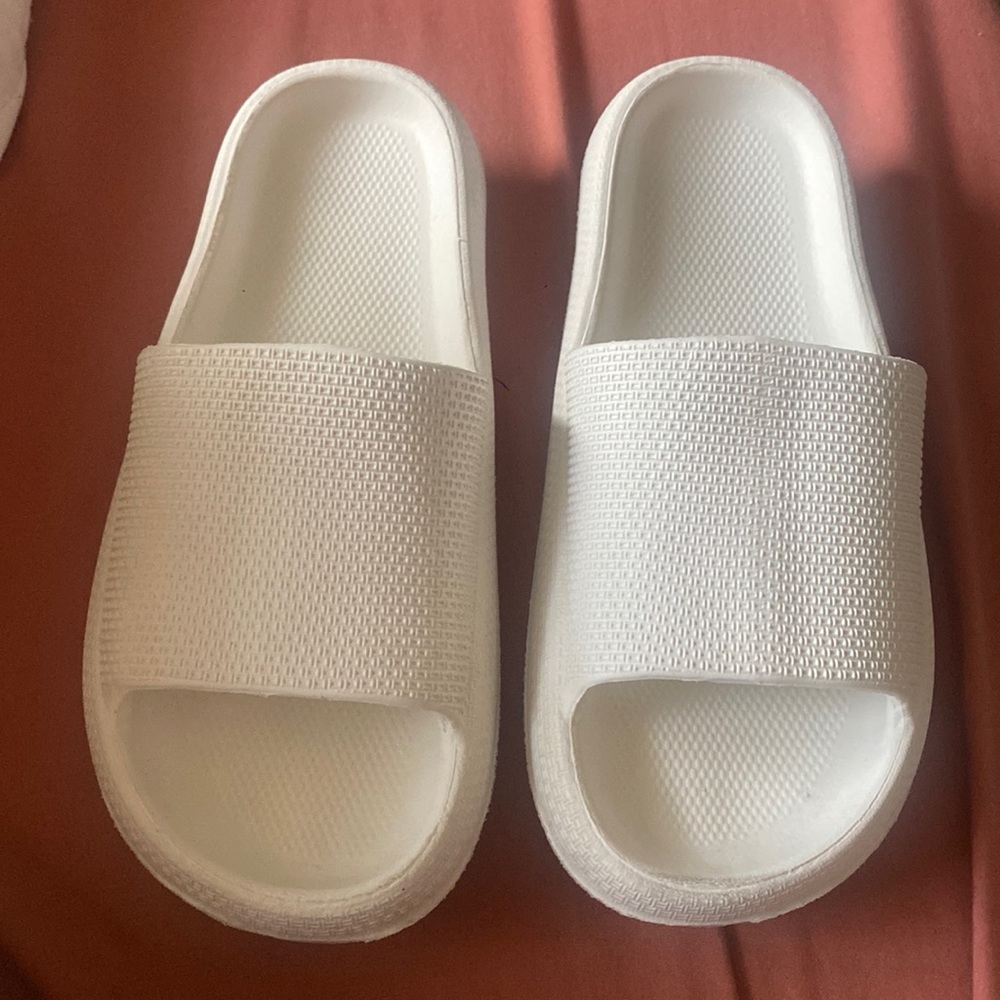 pillow slides